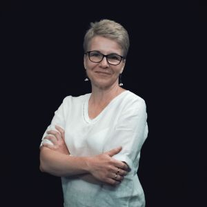 olga-300x300 dr hab. prof. UJK Olga Dąbrowska-Cendrowska 